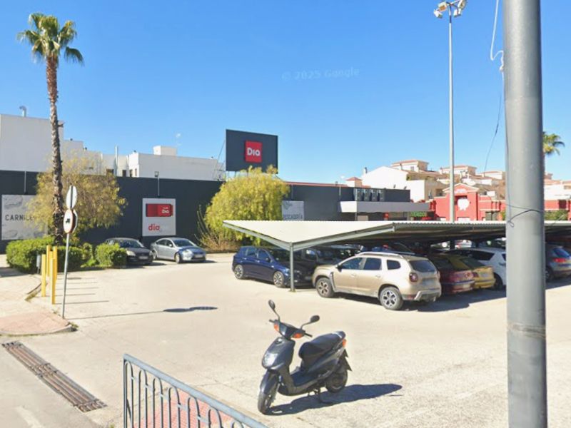Avda de los Olivares, Martos (Jaén).  en Granada