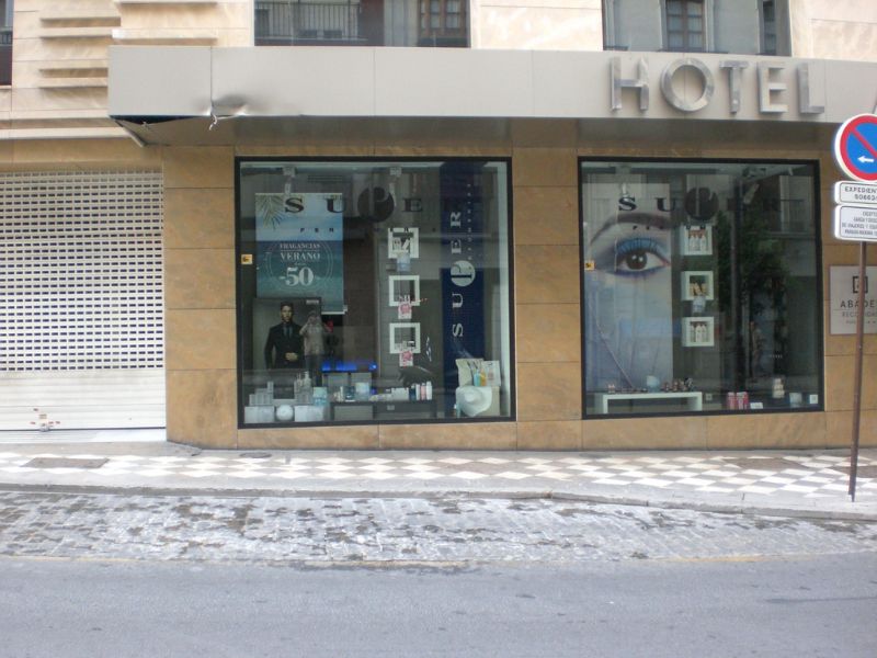 C/ Recogidas (Granada). INMOBILIARIA MASEGOSA en Granada