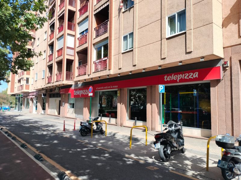 Avda. Andalucía La Chana (Granada).  en Granada
