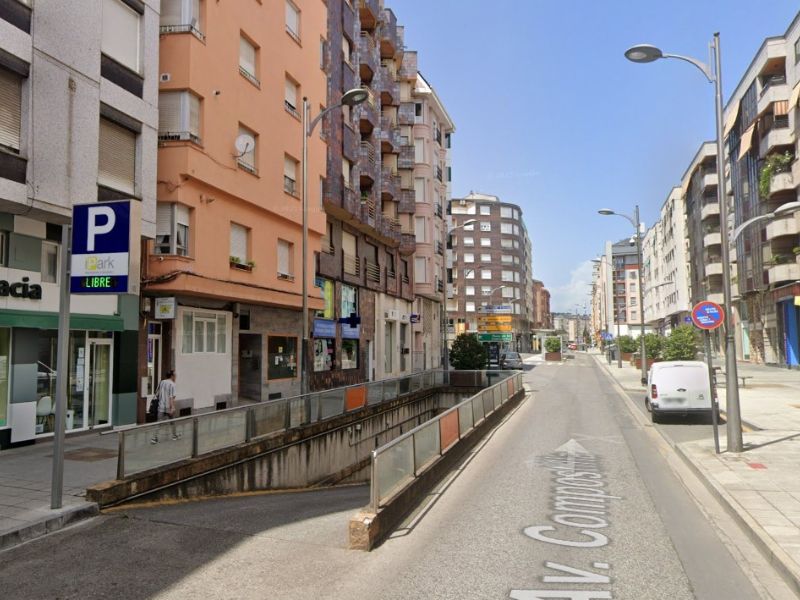 Parking Compostilla, Ponferrada (León).  en Granada