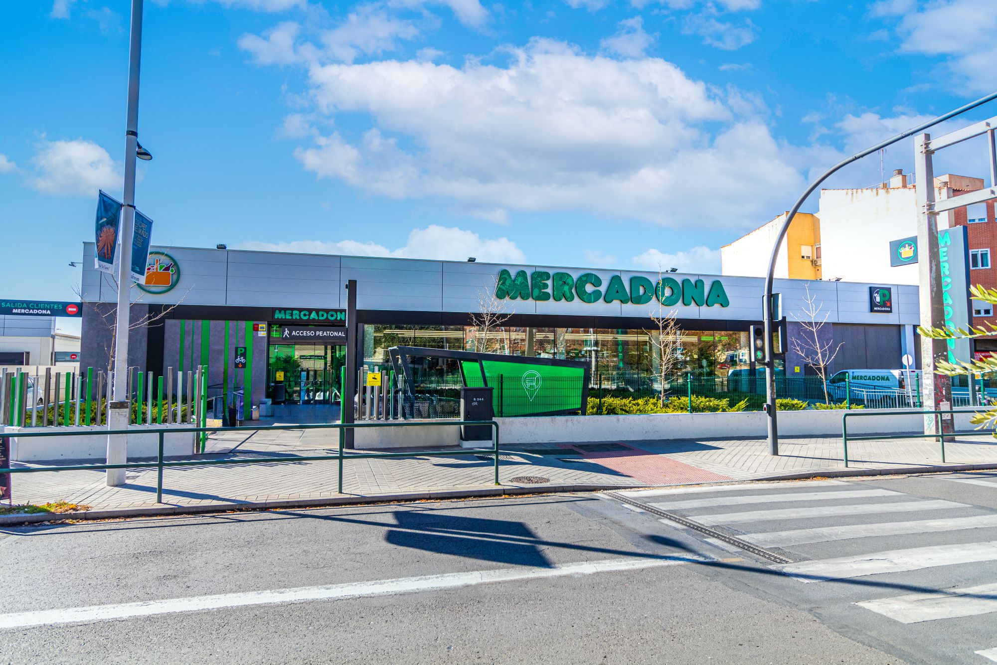 Abiertos desde 1981. INMOBILIARIA MASEGOSA en Granada